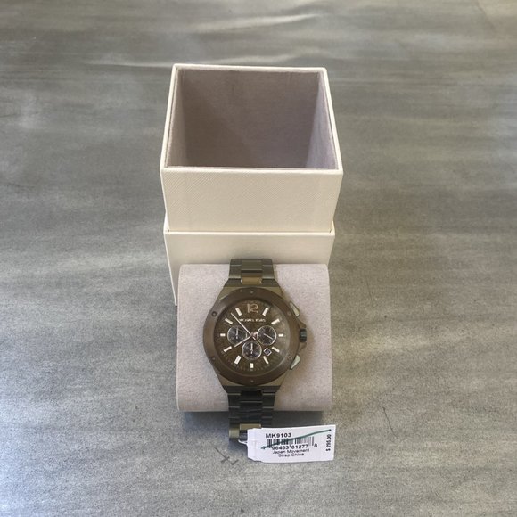 MICHAE L KORS BRAND NEW